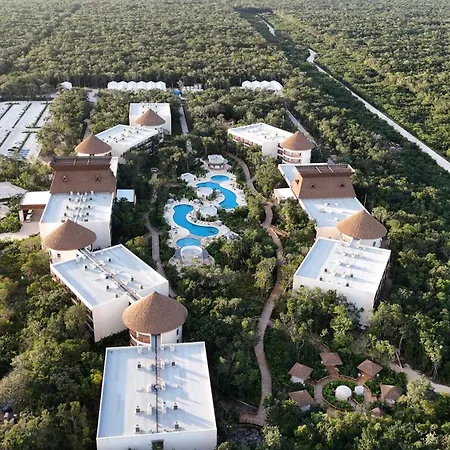 Mundo Maya