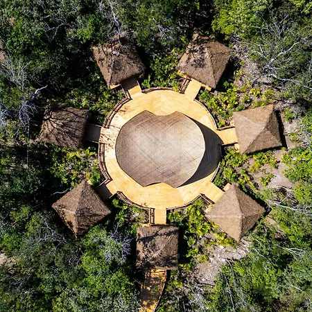 Hotel Mundo Maya