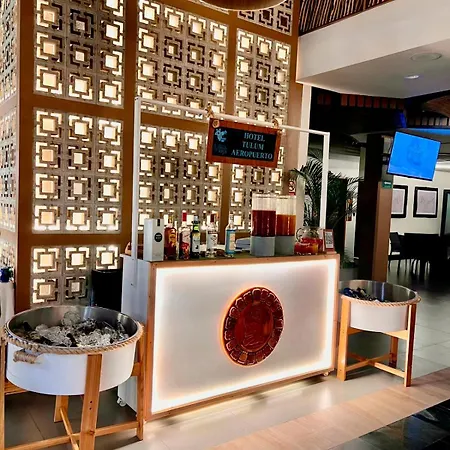Mundo Maya Aeropuerto 3*