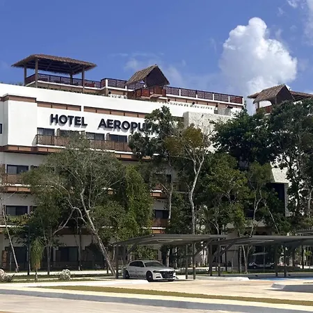 Mundo Maya Aeropuerto Hotel 3*