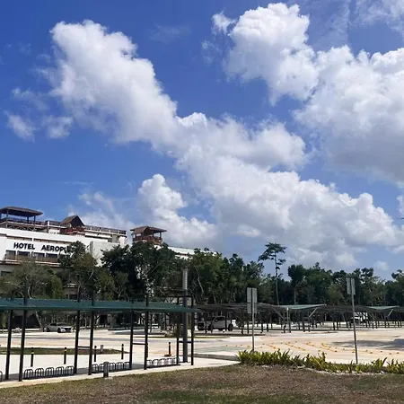 Mundo Maya Aeropuerto 3*