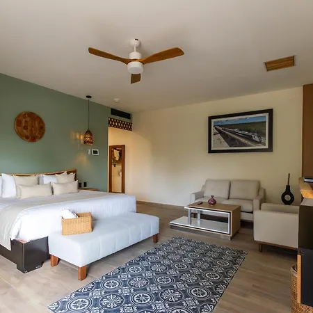 Hotel Mundo Maya Aeropuerto