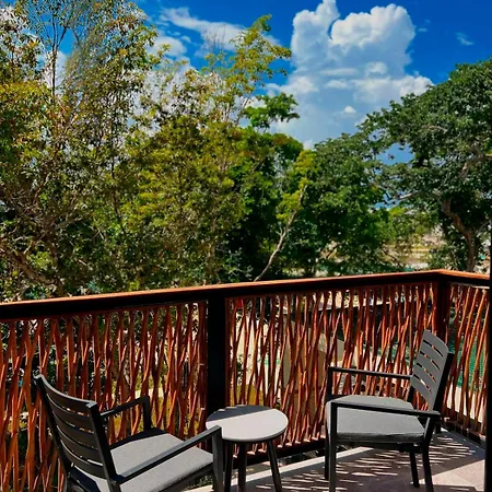 Mundo Maya Aeropuerto Hotel Tulum