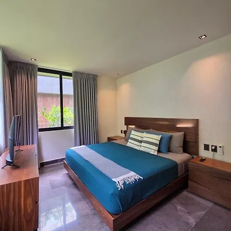 Apartment 2br 101 -3 Pools & Rooftop - Stone Oven *