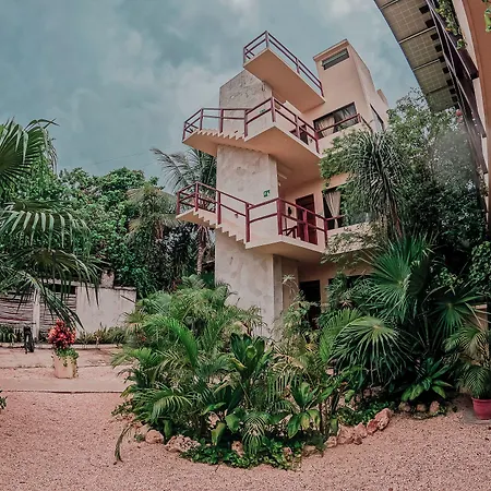 Los Amigos Tulum *