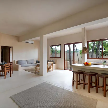 Luxe Ground-floor 3br Jungle Haven With Plunge Pool Holiday home *