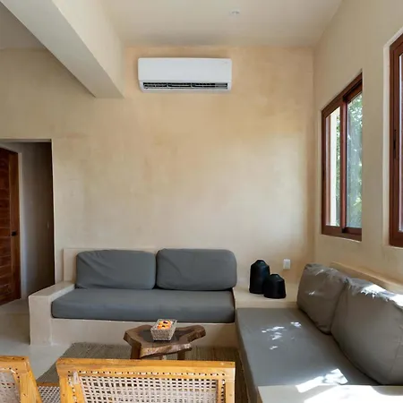Luxe Ground-floor 3br Jungle Haven With Plunge Pool Holiday home