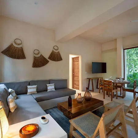 Stylish Ground-floor 3br Haven With Luxe Plunge Pool