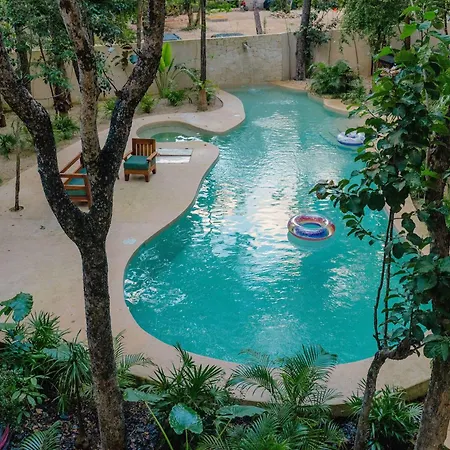 Luxe Ground-floor 3br Jungle Haven With Plunge Pool Holiday home