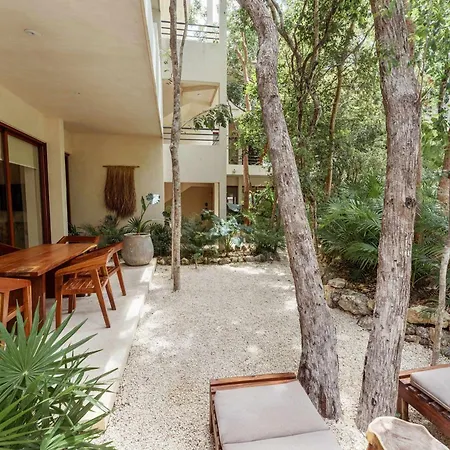 Stylish Ground-floor 3br Haven With Luxe Plunge Pool Holiday home *