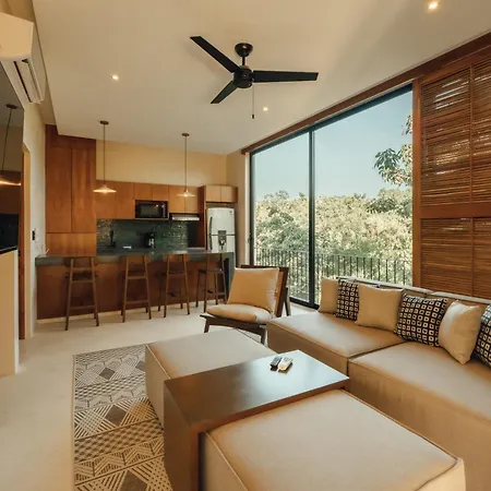 Kinich Nah - 2 Bedroom Penthouse Rooftop And Pool Amazing Jungle View Apartment *
