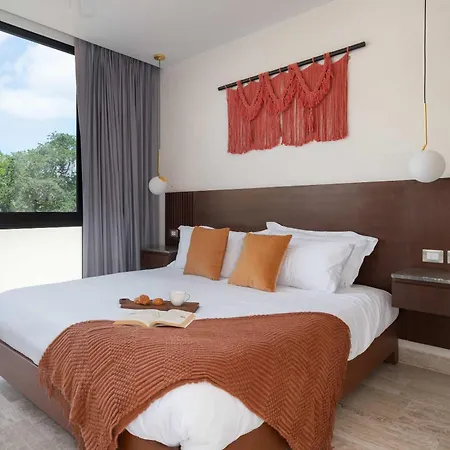 Maria - Modern 2br Retreat With Pool Apartment *