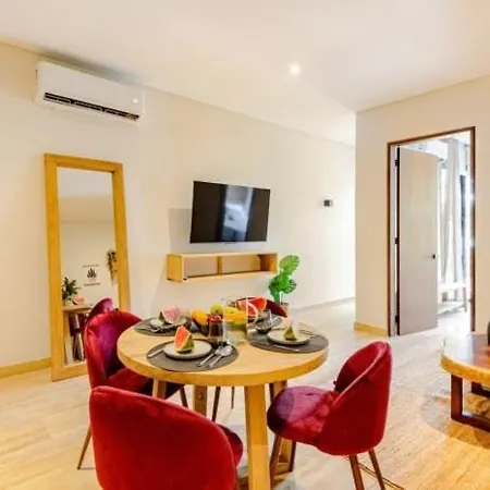 Apartment Karanda