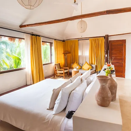 Dune Boutique Located At The Party Zone (adults Only) Tulum