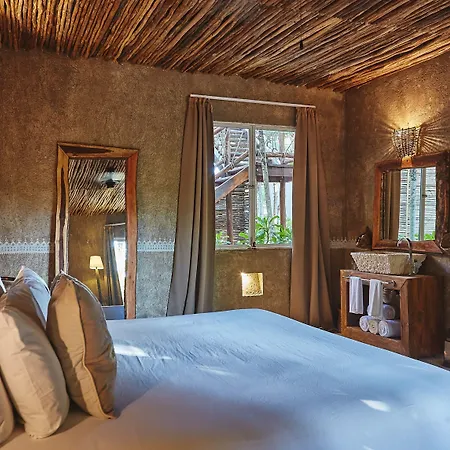 Hotel Nomade Temple 4*