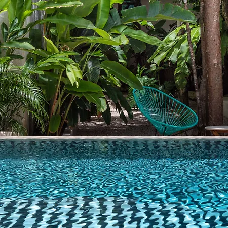 Tiki Tiki Hotel 4*