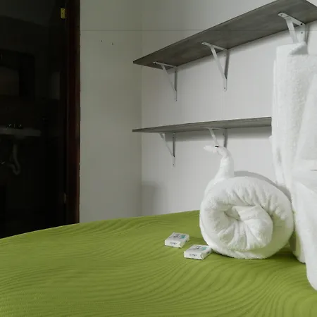 Hostel Emotion Avenida &
