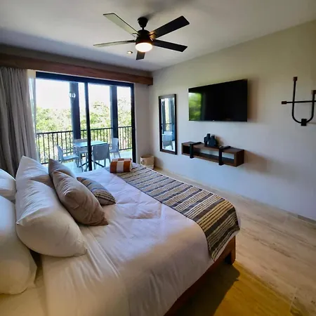 Holiday home 3br In Tuk Pool, Padel & Balcony