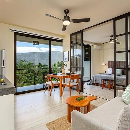 Beautiful And Bright Close To The Sea Apartment *