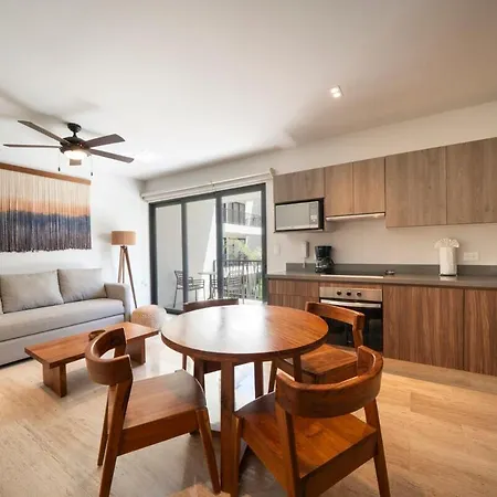Modern In Pool And Gym Apartamento