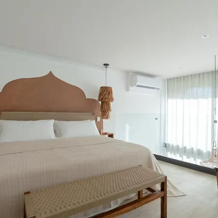Jungle Loft Mistiq Garden 2 -skypool -gym -beach Apartment