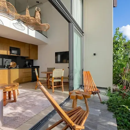 Jungle Loft Mistiq Garden 2 -skypool -gym -beach *