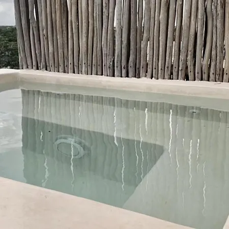 3 Bed Sleeps 6 - Private Pool & Hot Tub Apartamento Tulum