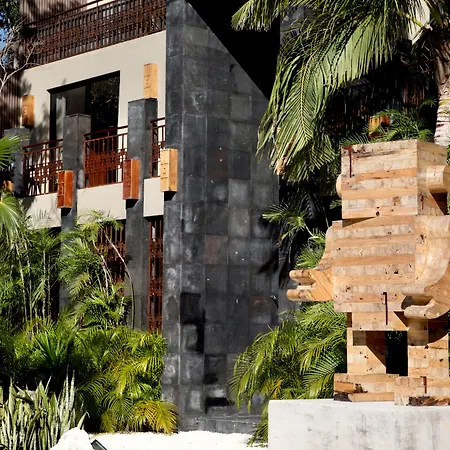 Arthouse Art Residences Hotel