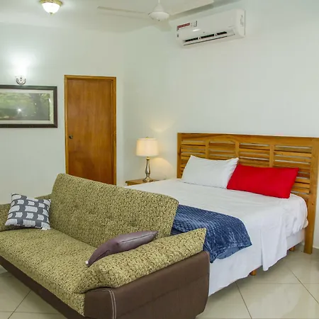 Scarlette Hotel