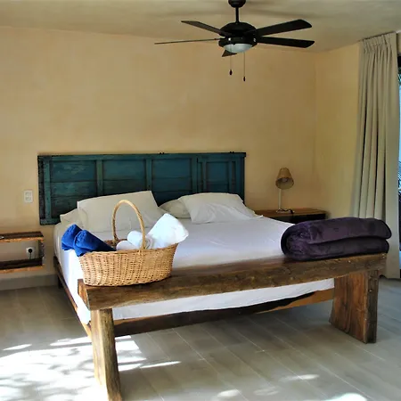 Sunset House Tulum 2*