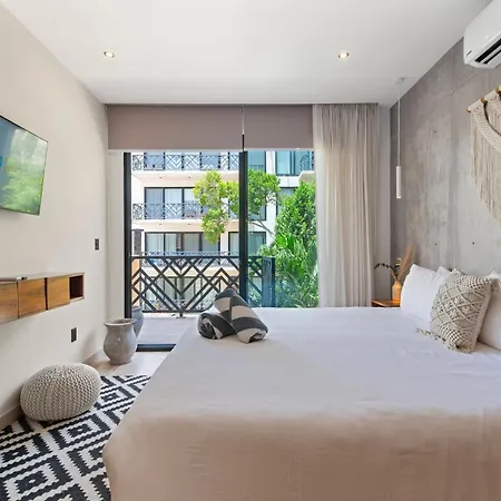 Unwind | Private Balcony & Rooftop Pools | Casago * Tulum