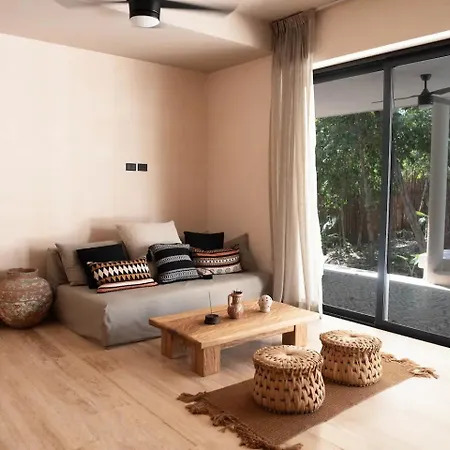 Bt Homes - - Selva Holistika Con Piscina Privada
