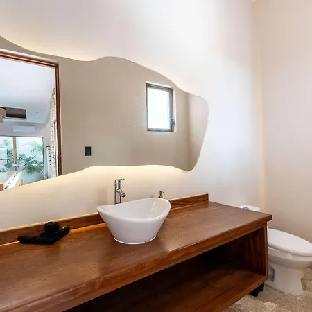 Rare 8br Dual Getaway With 4 Private Pools Villa Tulum