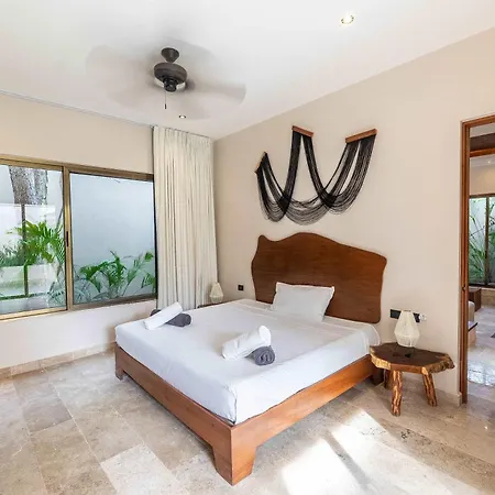 Rare 8br Dual Getaway With 4 Private Pools * Tulum