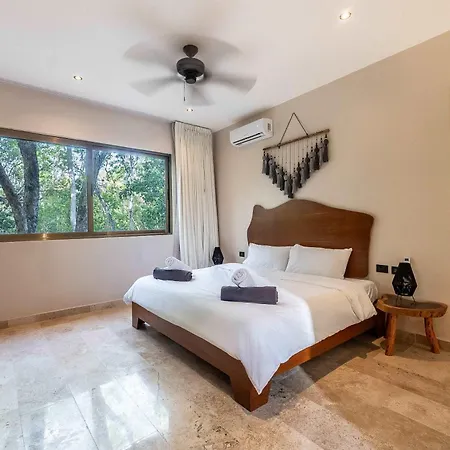 Rare 8br Dual Getaway With 4 Private Pools * Tulum