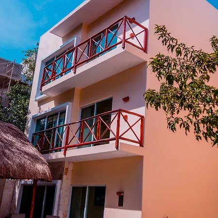 Apartahotel Nah 4*