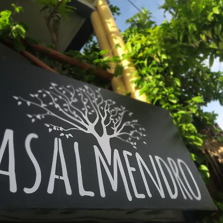 Casa Almendro