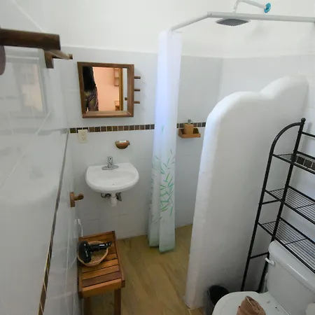 Hotel Casa Almendro 2*