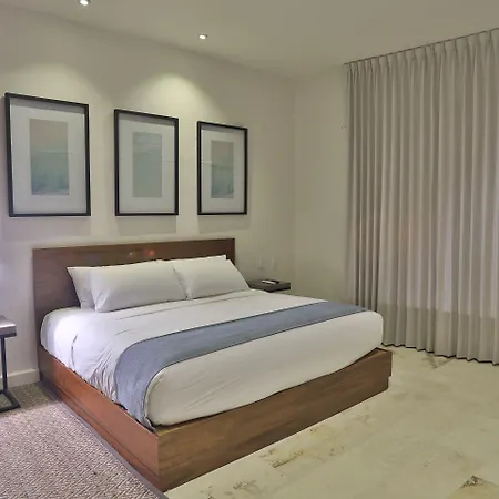 Hotel The Strabon 4*