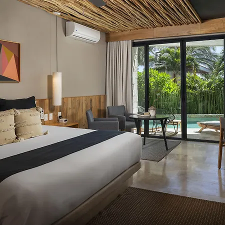 Hotel Alea