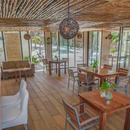 Arrecifes Hotel