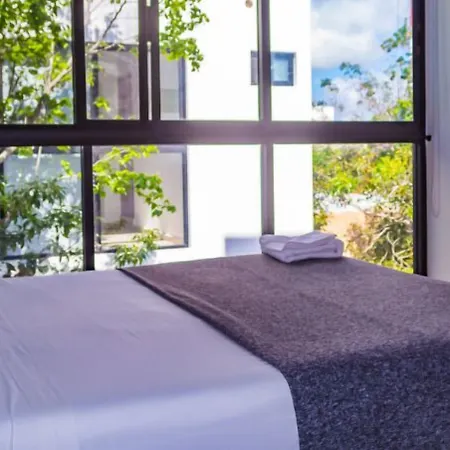Mi Aparthotel 4*
