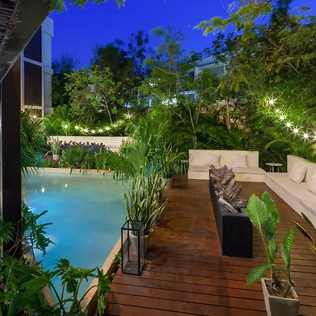 Aparthotel Cacao -luxury Condos-