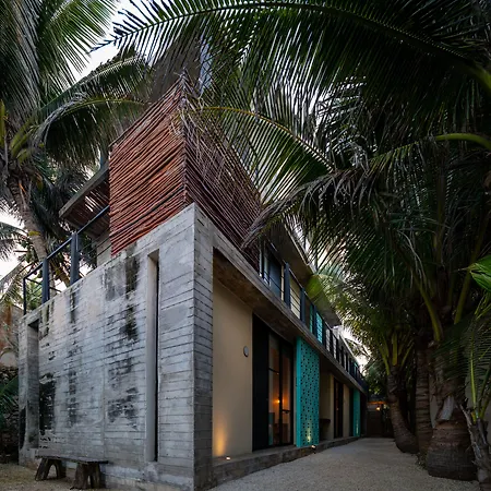 Hotel Tropicalito Tulum