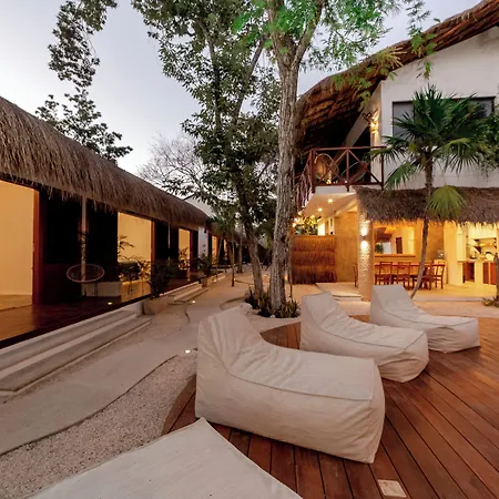 Mimosa Hostel Tulum