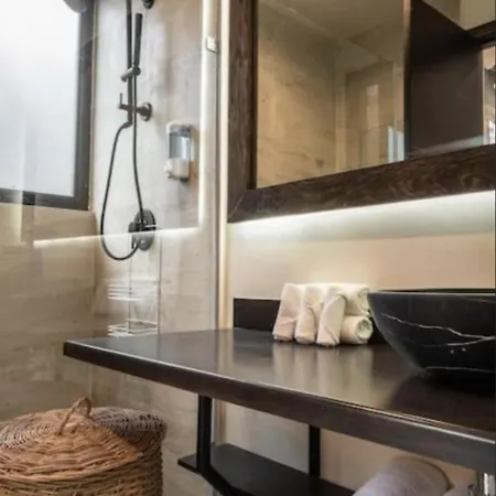 4bdr Luxury 2 Private Pools 10 Min & Zamna *