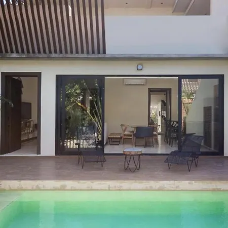 Increíble 2 Piscinas 4hab Hasta 14 Personas