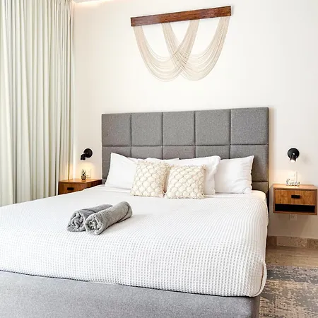 Aldea Zama King Bed Sofa Kitchen Full Gym Wifi Cinema Apartment