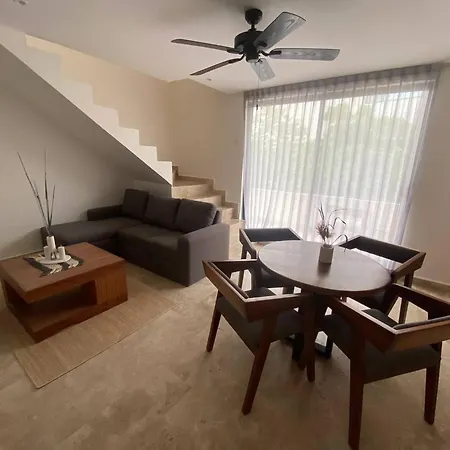 Spacious And Comfortable Ph With Private Pool In Zama *