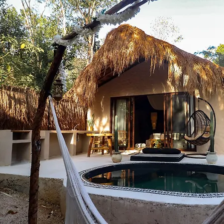 Hotel The Yellow Nest Tulum